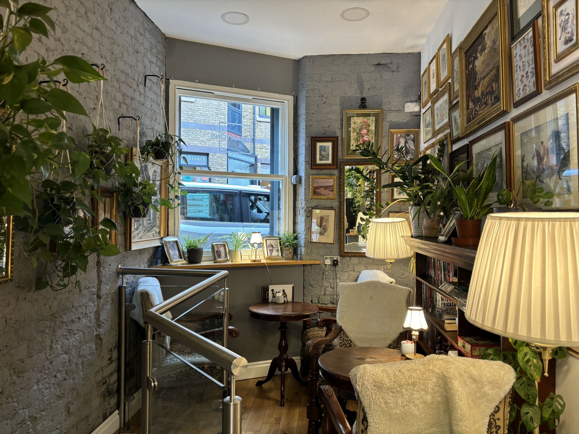 Mrs Barton's Snug at Bartons